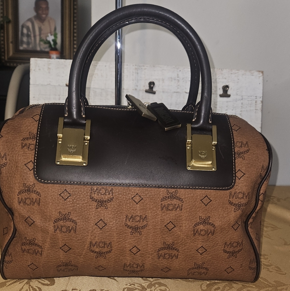 MCM Visetos Boston Bag 30 Dark Brown - Picture 8 of 9